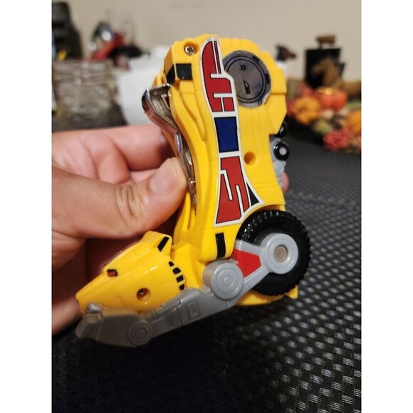 Mighty Morphin Power Rangers Legacy Megazord Yellow Sabretooth Zord Only - Picture 12 of 14